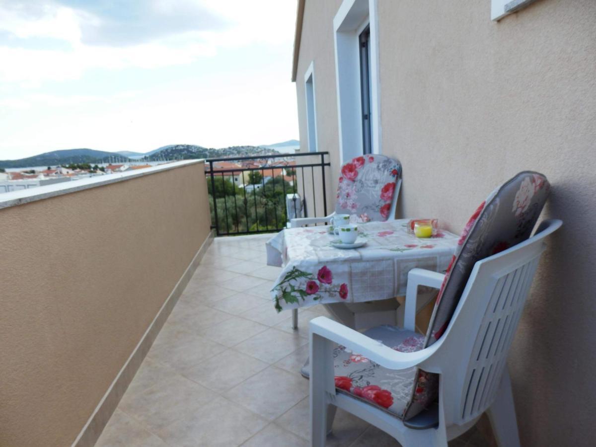 Apartman Laura Tribunj  Luaran gambar