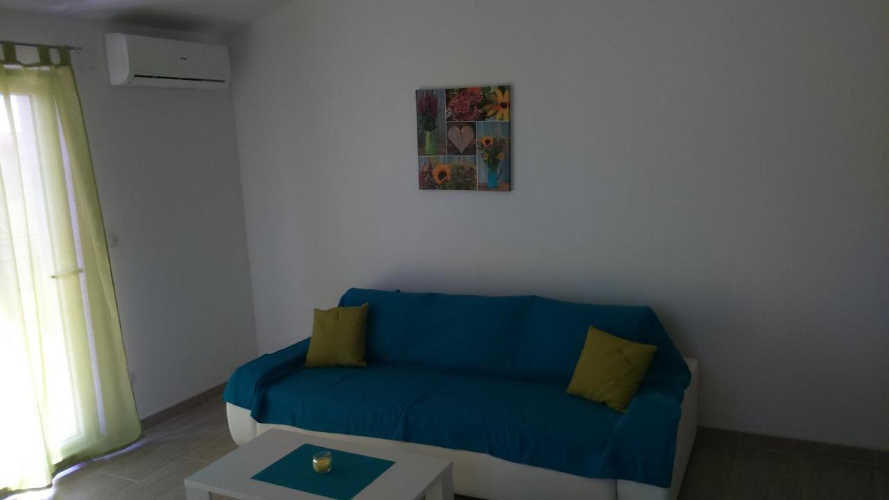 Apartman Laura Tribunj  Luaran gambar
