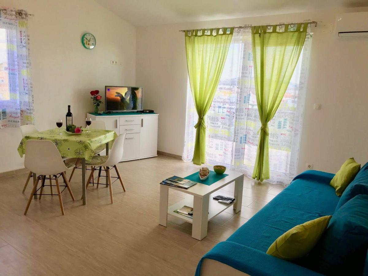 Apartman Laura Tribunj  Luaran gambar